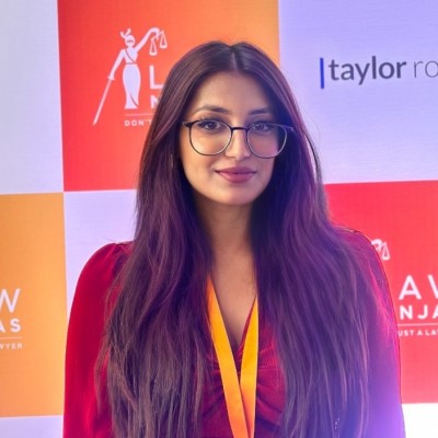 Eva Mathur